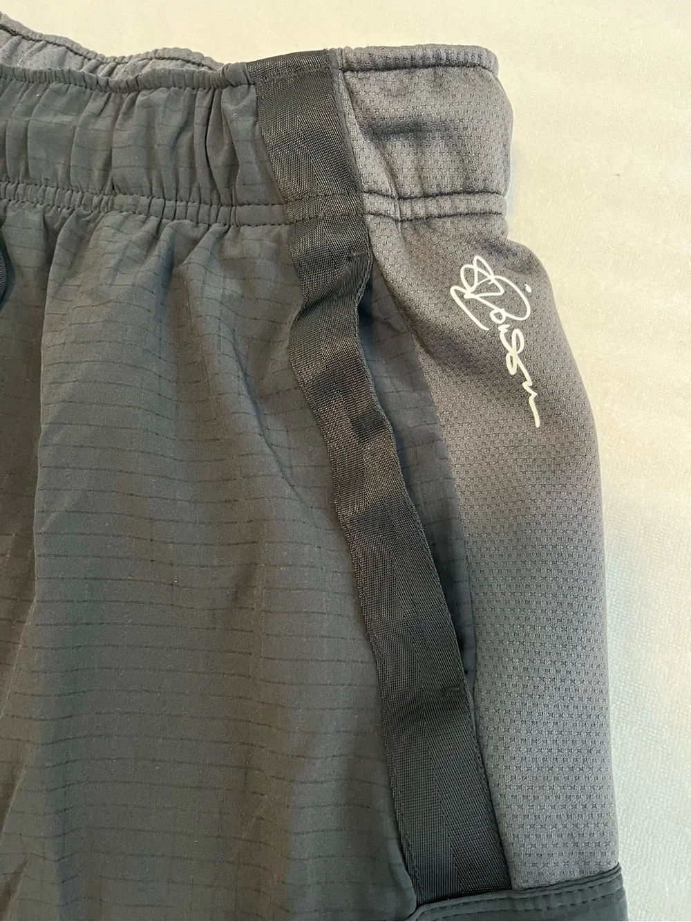 Women’s L Nike Dri Fit Sabrina Ionescu Basketball Shorts Loose Fit Black & Gray